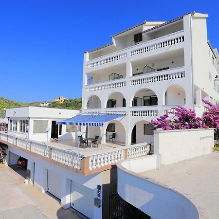 Apartments By The Sea Marina, Trogir - 9037 Extérieur photo