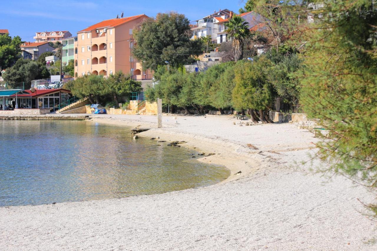 Apartments By The Sea Marina, Trogir - 9037 Extérieur photo